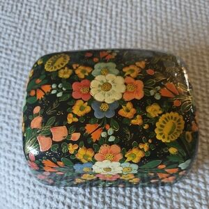 Vintage Kashmir India Laquer Box